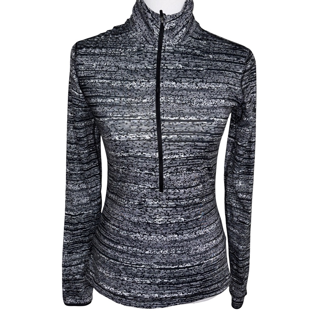 Nike Pro Women's Long Sleeve Black and White Top